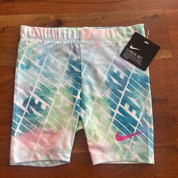 ❤️Nike Baby Girls Tank & Biker Short Set 24M - Picture 5 of 6
